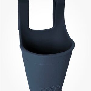 NWT NAVY BLUE BOGG BAG BEVY